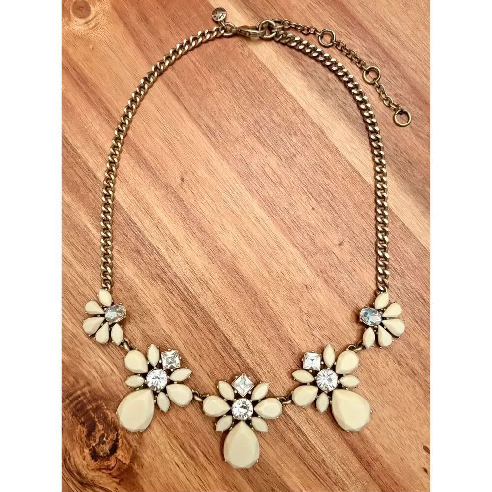 J.Crew | Cream Resin Pendant Necklace | 17” Adjustable